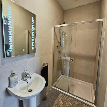 Dromod Suites Apartmán Dromod