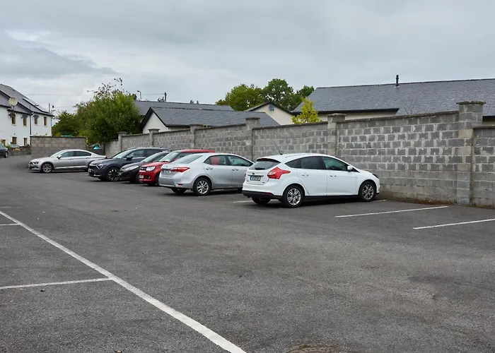 Apartment Dromod Suites Dromod